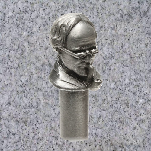 Peterson: PEWTER &quot;THINKING MAN&quot; PIPE TAMPER